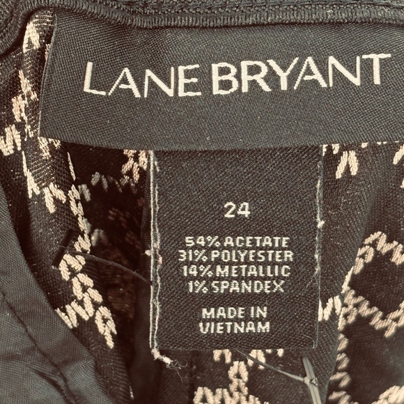 Lane Bryant Womens Size 24 Shorts Black White Gold Metallic Geometric Print - Picture 7 of 7